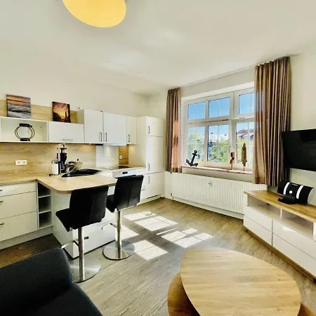 Apartmán Altes-offiziershaus-2 *